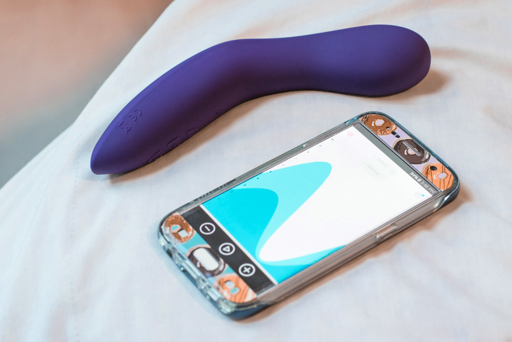 we-vibe-rave-rechargeable-g-spot-vibrator2